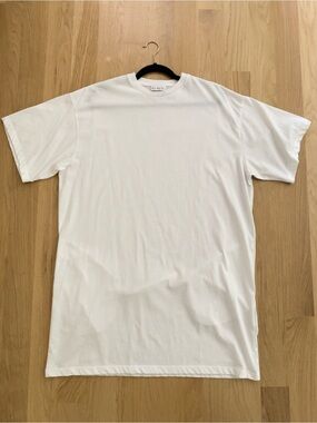 RAEY White Oversized Longline Crewneck T-Shirt, size Small